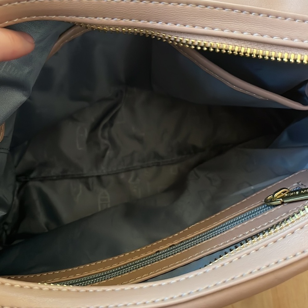 Pixie Mood Tiana Shoulder Bag in Sand - Picture 6 of 10
